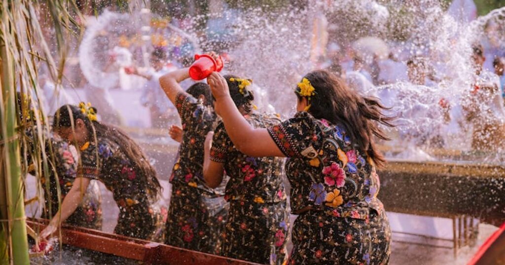 Songkran, Ramadan i Eid w 2025 roku: jak święta w Azji Południowo‑Wschodniej zmieniają budżet podróży