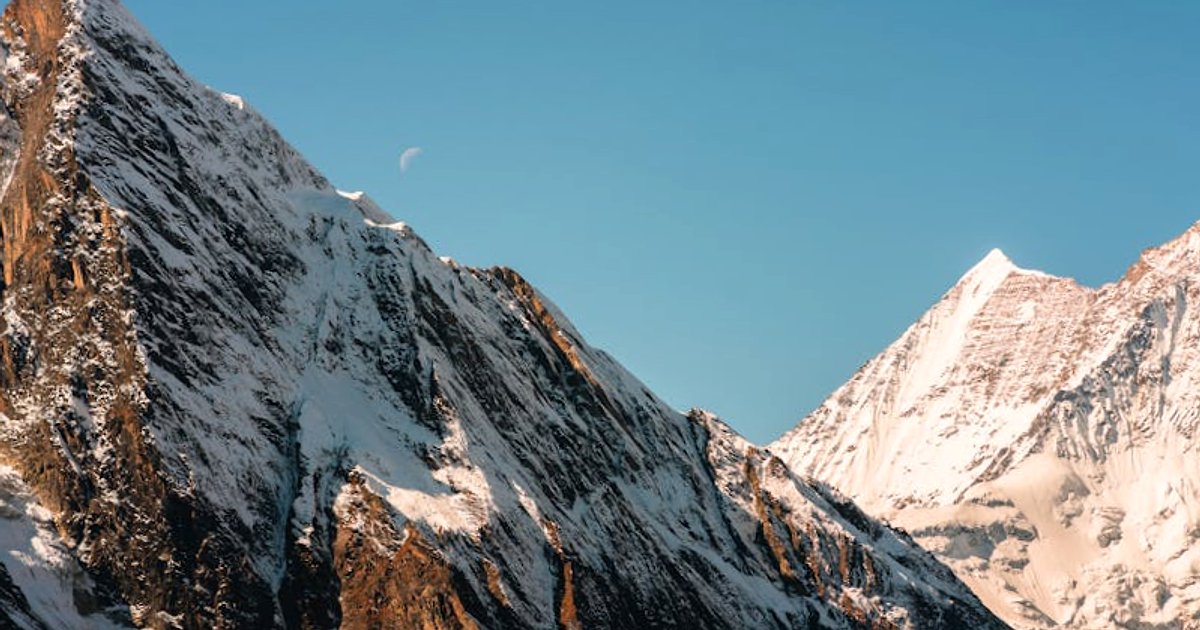 Lista sprzętu na Himalaje bez przepłacania: co naprawdę warto zabrać na trekking w Nepalu