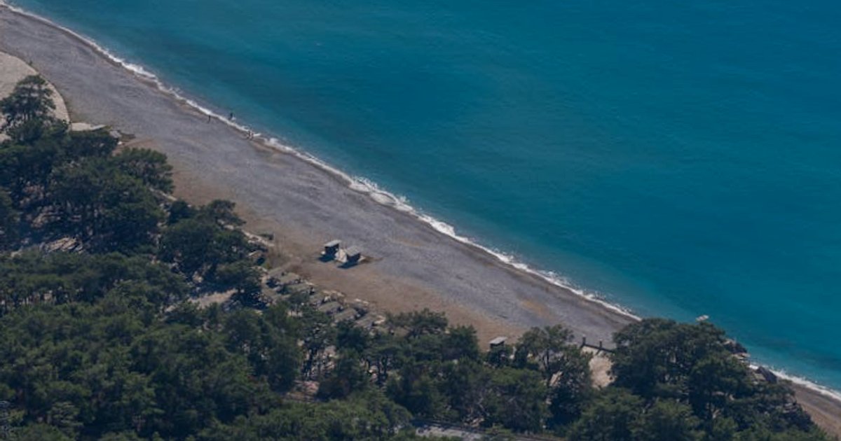 Najpiękniejsze plaże Turcji jesienią – kiedy lecieć, żeby było tanio i dalej ciepło?