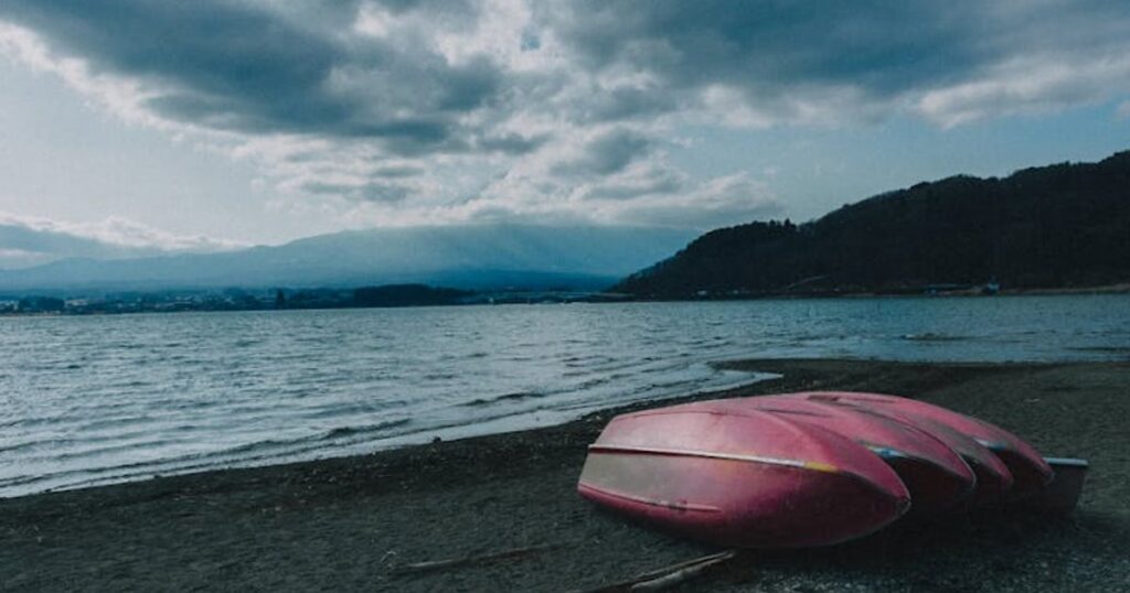 Sezony w Hakone 2026: kiedy złapiesz Fuji, a kiedy tylko wysokie ceny?