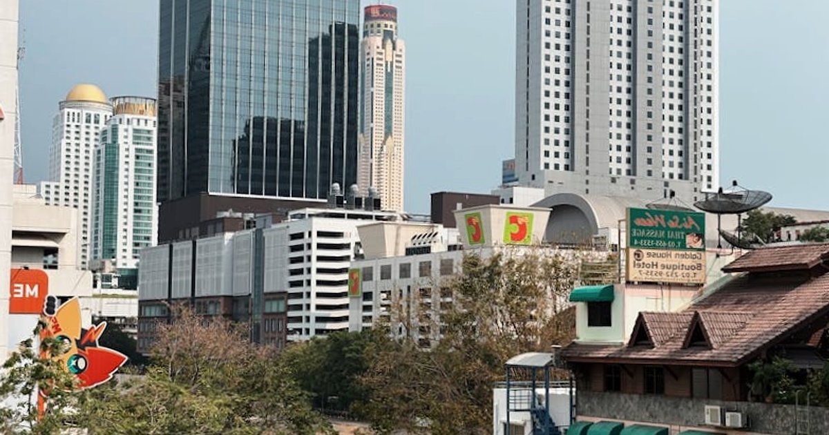 Ukryte smaki Chinatown w Bangkoku: gdzie jeść i targować się poza Yaowarat w sezonie 2025/26