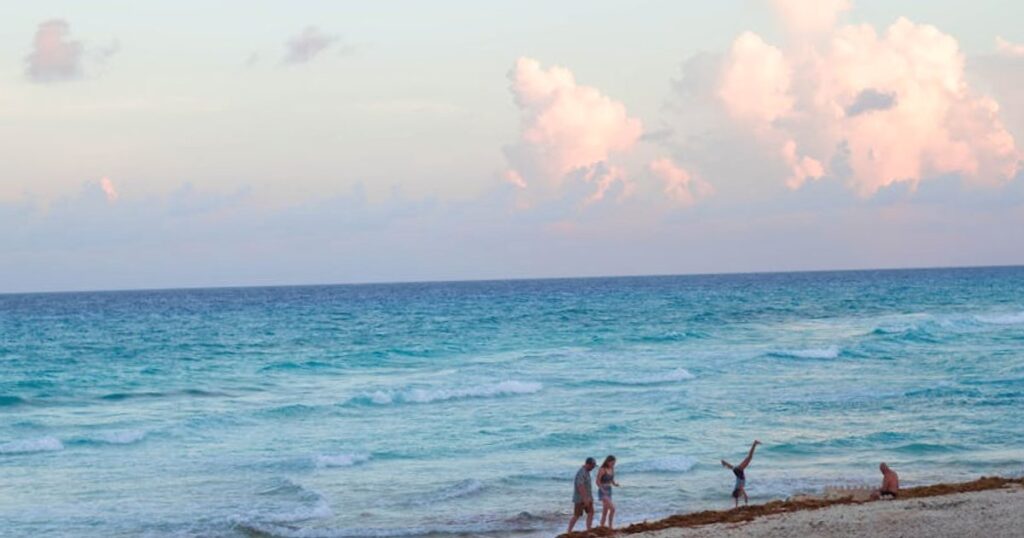 Varadero, Cayo Coco czy Holguín? Kuba 2026 na chłodno: plaże, ceny, dojazd